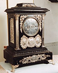 Clock presented to the wife of General Willis