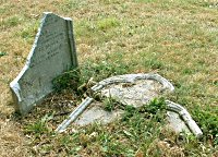 Original Headstone as found in July 2005