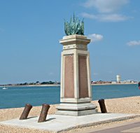 The Shannon Memorial in 2002