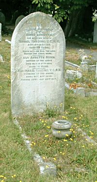 Headstone of the grave for Israel Harding